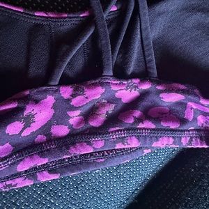 Lululemon size 6 cheetah bra used